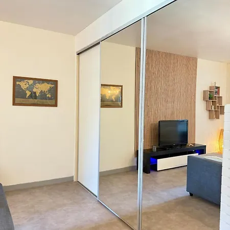 Le Continental - Calme Et Centre-ville Апартаменты *